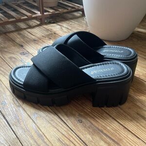 Shoe Dazzle Black Chunky Platform Slides